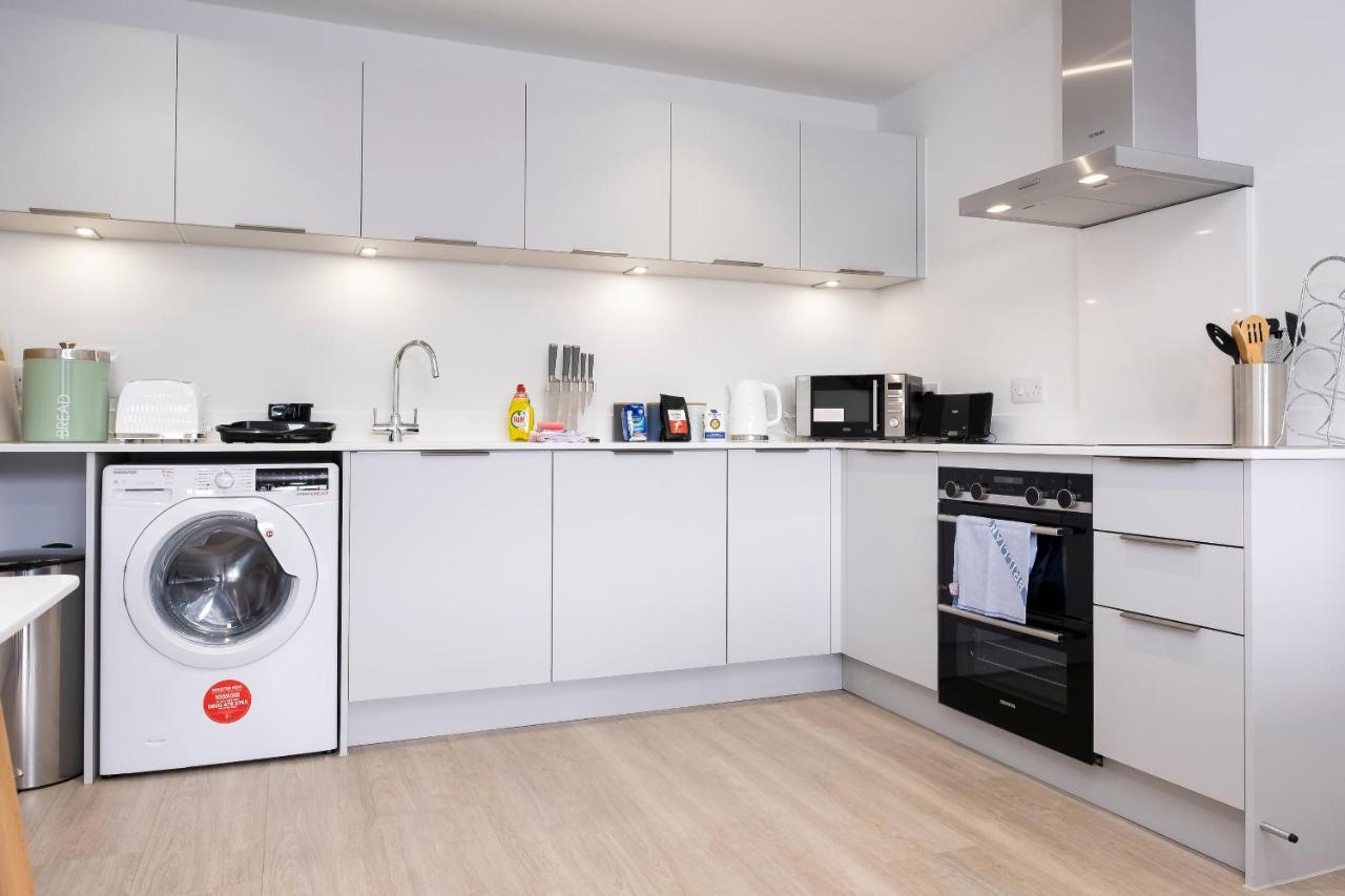7 Putsborough - Luxury Apartment At Byron Woolacombe, Only 4 Minute Walk To Woolacombe Beach! المظهر الخارجي الصورة